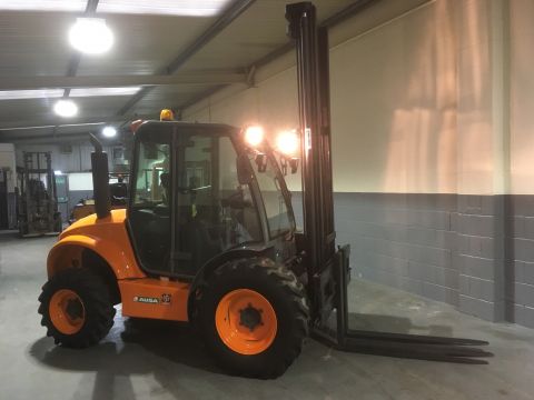 Ausa Rough Terrain Forklift