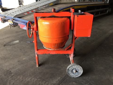 Cement Mixer - Belle 240volt