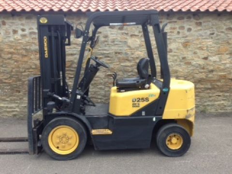 Daewoo  Fork Truck FD25